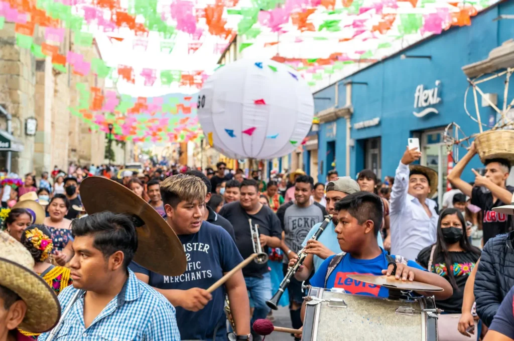 Best Things To Do In Puerto Escondido Oaxaca - Travel Guide Mercado Benito Juárez